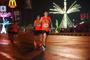 BIB: 40215, 23046
                            <button type="button" onclick="openModal(16188035)" class="btn btn-primary btn-sm float-right btn-popup" data-toggle="modal" data-target=".modal-high-quality">
                        <i class="fas fa-shopping-cart"></i> Add to Cart
                    </button>
                                            <button type="button" onclick="isThisMe(16188035, true)" class="btn btn-success btn-sm float-right btn-popup btn-isme hidden" data-toggle="tooltip" data-placement="bottom" title="นี่คือรูปของคุณใช่ไหม คลิกที่นี่เพื่อเอาเข้าอัลบั้ม">
                        <i class="fas fa-plus"></i> Add to album
                    </button>
                    <button type="button" onclick="isThisMe(16188035, false)" class="btn btn-warning btn-sm float-right btn-popup btn-isnotme hidden">
                        <i class="fas fa-ban"></i> Remove from album
                    </button>